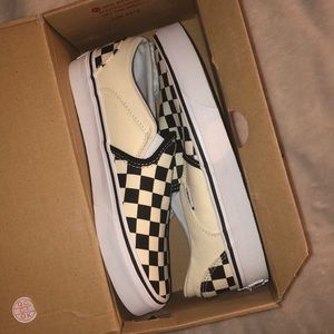 Size 6 Checkered Vans